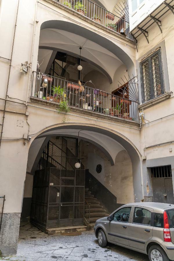 Una Stanza Al Museo Napoli Eksteriør billede